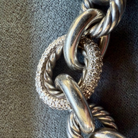 David Yurman | Sterling Silver Bracelet with Diamonds, 15mm - Picture 3 of 8